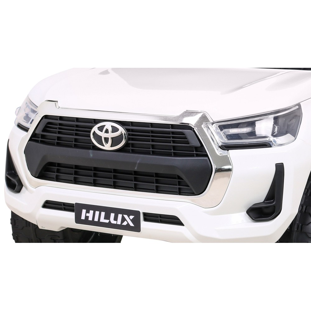 JOKO Elektrické autíčko TOYOTA Hillux 4x4, kožené sedadlo, penové kolesá, FM rádio, biele
