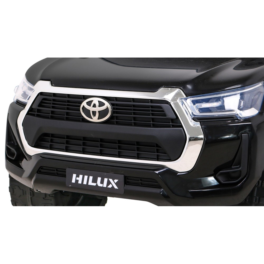 JOKO Elektrické autíčko TOYOTA Hillux 4x4, kožené sedadlo, penové kolesá, FM rádio, čierne