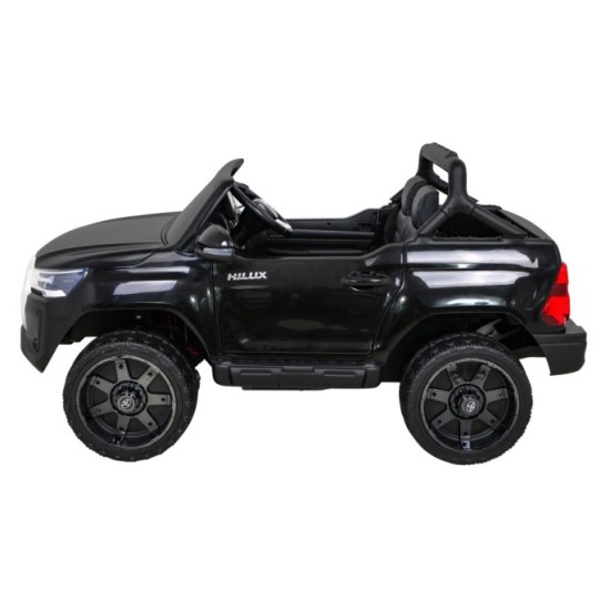 JOKO Elektrické autíčko TOYOTA Hillux 4x4, kožené sedadlo, penové kolesá, FM rádio, čierne