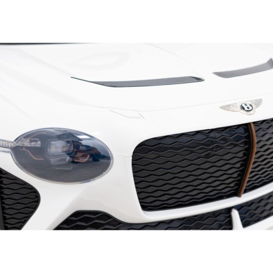 JOKO Elektrické autíčko Bentley Bacalar, penové kolesá, kožené sedadlo, biele