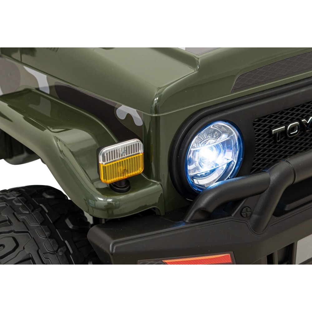 JOKO Elektrické autíčko Toyota FJ Cruiser 4x4, penové kolesá, kožené sedadlo, maskáčové