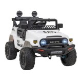 JOKO Elektrické autíčko Toyota FJ Cruiser 4x4, penové kolesá, kožené sedadlo, biele