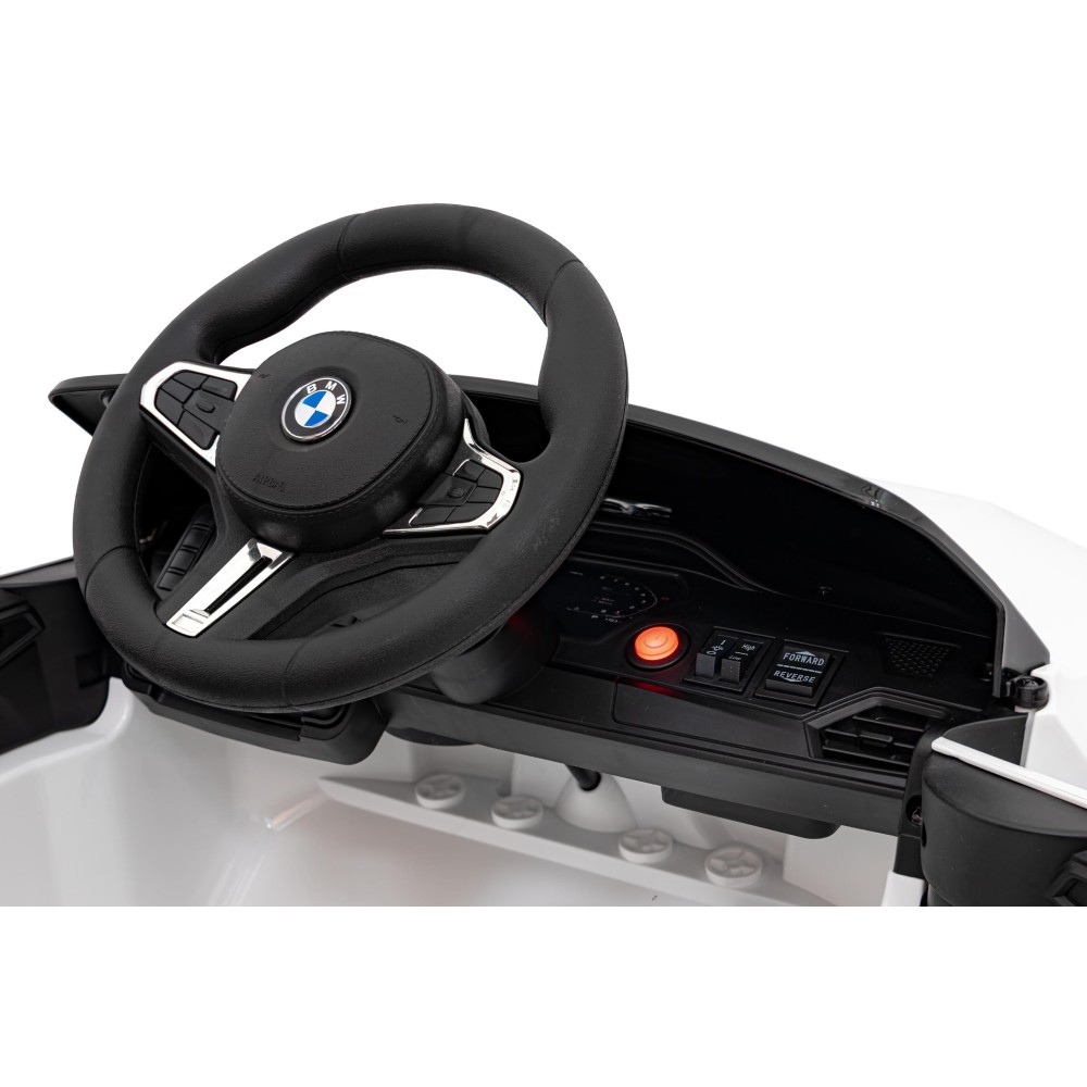 JOKO Elektrické autíčko BMW M4, penové kolesá, kožené sedadlo, biele
