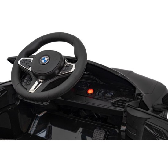 JOKO Elektrické autíčko BMW M4, penové kolesá, kožené sedadlo, čierne