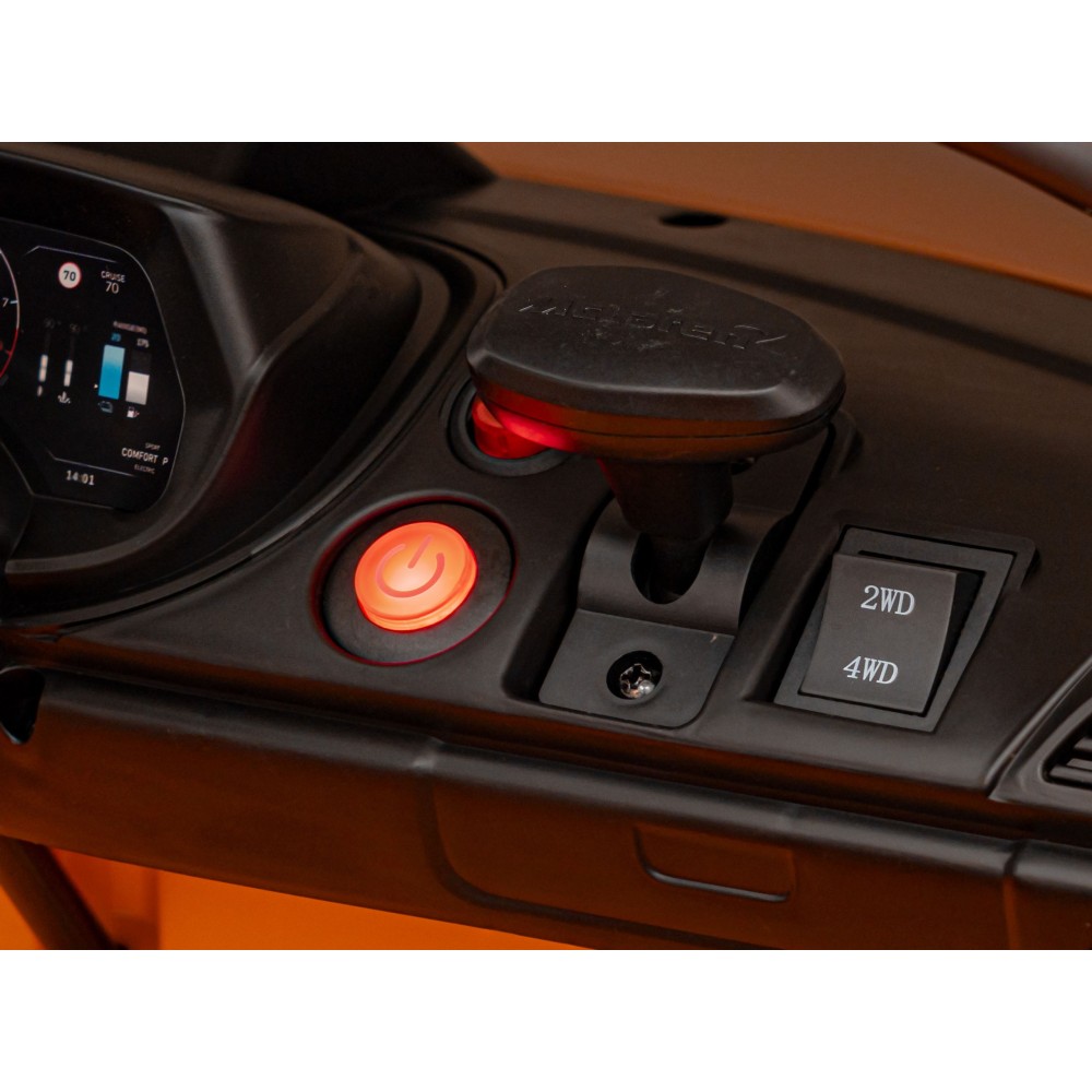 JOKO Elektrické Autíčko McLaren Artura 4x4, penové kolesá, kožené sedadlo, oranžové