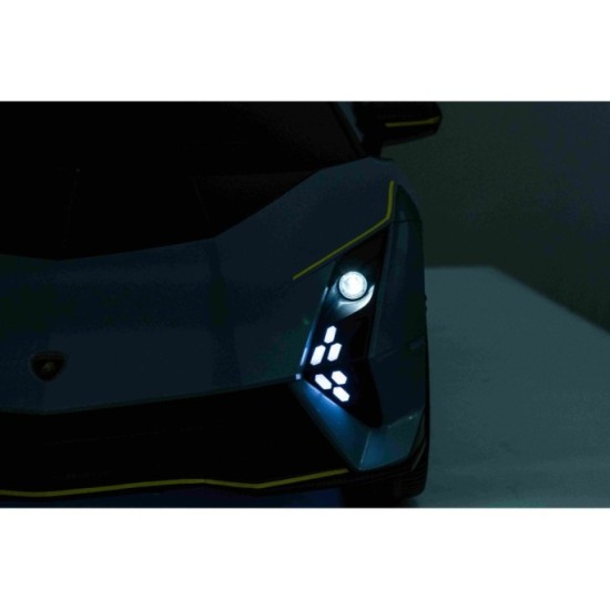 JOKO Elektrické autíčko Lamborghini Invencible 4x4, penové kolesá, kožené sedadlo, biele