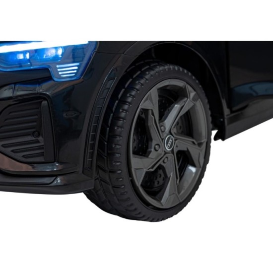 JOKO Elektrické Autíčko Audi SQ8, penové kolesá, kožené sedadlo, čierne