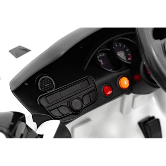 JOKO Elektrické autíčko Porsche Spyder RS 718, Displej MP4, Kožené sedadlo, penové kolesá, FM rádio, biele