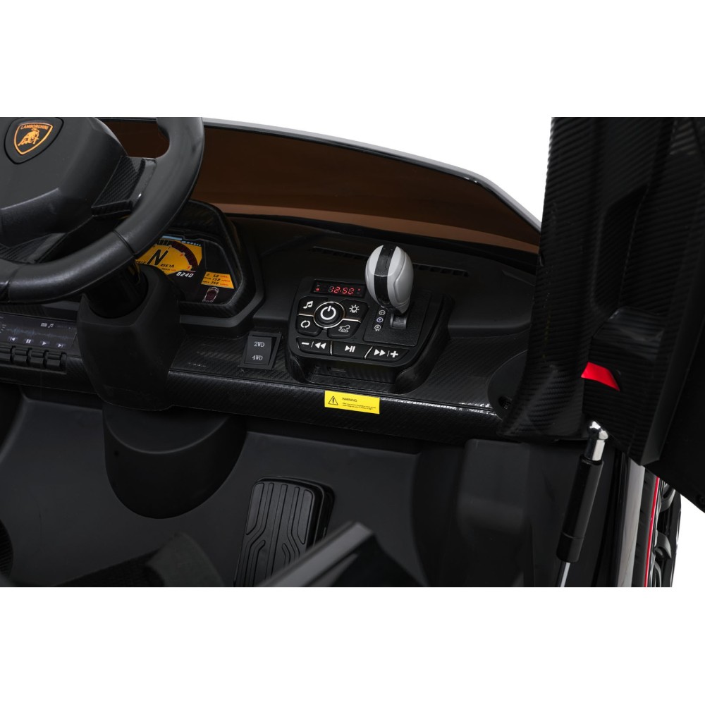 JOKO Elektrické autíčko Lamborghini Veneno 4x4, penové kolesá, kožené sedadlo, Efekt HOJDANIA, nosnosť 50kg, čierne