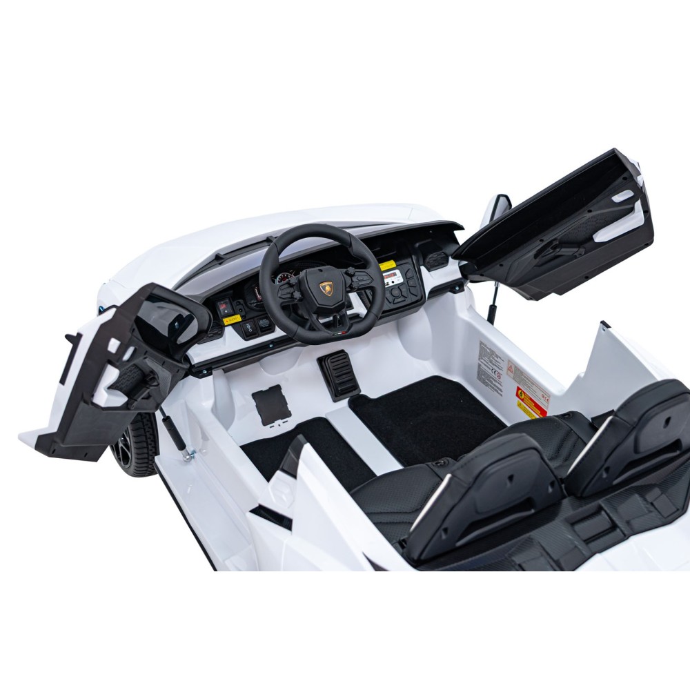 JOKO Elektrické autíčko Lamborghini Revuelto XL 4x4 24V, Dvojmiestne Kožené sedadlo, Penové kolesá, FM rádio, Nosnosť 60kg, biel