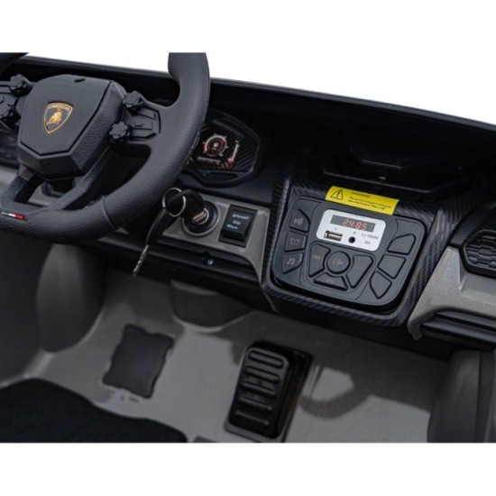JOKO Elektrické autíčko Lamborghini Revuelto XL 4x4 24V, Dvojmiestne Kožené sedadlo, Penové kolesá, FM rádio, Nosnosť 60kg, sivé