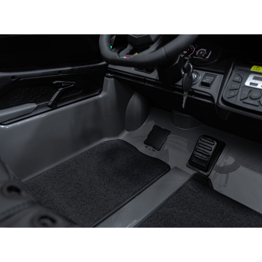 JOKO Elektrické autíčko Lamborghini Revuelto XL 4x4 24V, Dvojmiestne Kožené sedadlo, Penové kolesá, FM rádio, Nosnosť 60kg, sivé