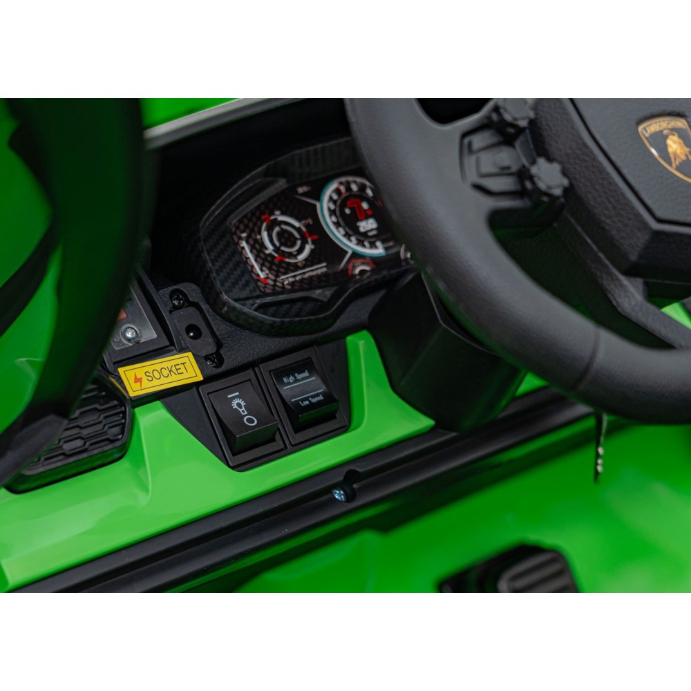 JOKO Elektrické autíčko Lamborghini Revuelto XL 4x4 24V, Dvojmiestne Kožené sedadlo, Penové kolesá, FM rádio, Nosnosť 60kg, zele