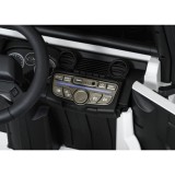 JOKO Elektrické autičko Land Rover Defender 110 SVX Concept 2x100W 24V, penové kolesá, kožené sedadlo, biele