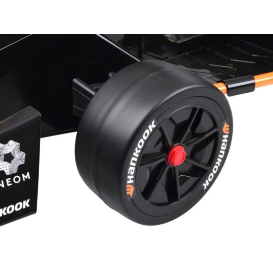 JOKO Elektrické autíčko Formula E McLaren NEOM, penové kolesá, kožené sedadlo, čierna