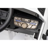 JOKO Elektrické autíčko Land Rover Defender 4x4, penové kolesá, kožené sedadlo, biele