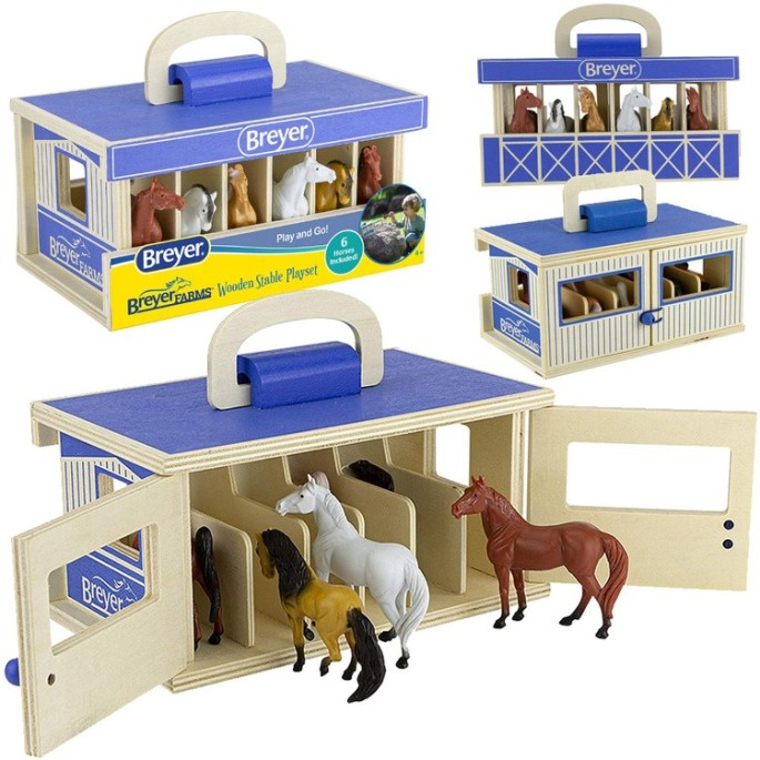 Breyer Horse Drevená Stajňa s Koňmi FARMA, prenosná