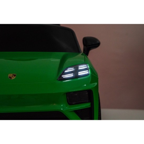 JOKO Elektrické autíčko Porsche Macan 4x4, penové kolesá, kožené sedadlo, zelené