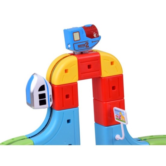 JOKO Sada Magnetické Kocky, magnetická vlaková autodráha s magnetickými vláčikmi na batérie 178ks, USB nabíjačka