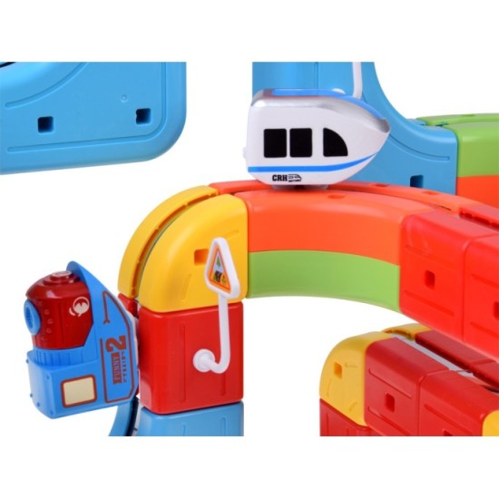 JOKO Sada Magnetické Kocky, magnetická vlaková autodráha s magnetickými vláčikmi na batérie 178ks, USB nabíjačka