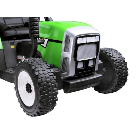 JOKO Elektrický traktor s vlečkou na drevo BLOW, diaľkové ovládanie, penové kolesá, kožené sedadlo, Led svetlá, USB, MP3, zelený