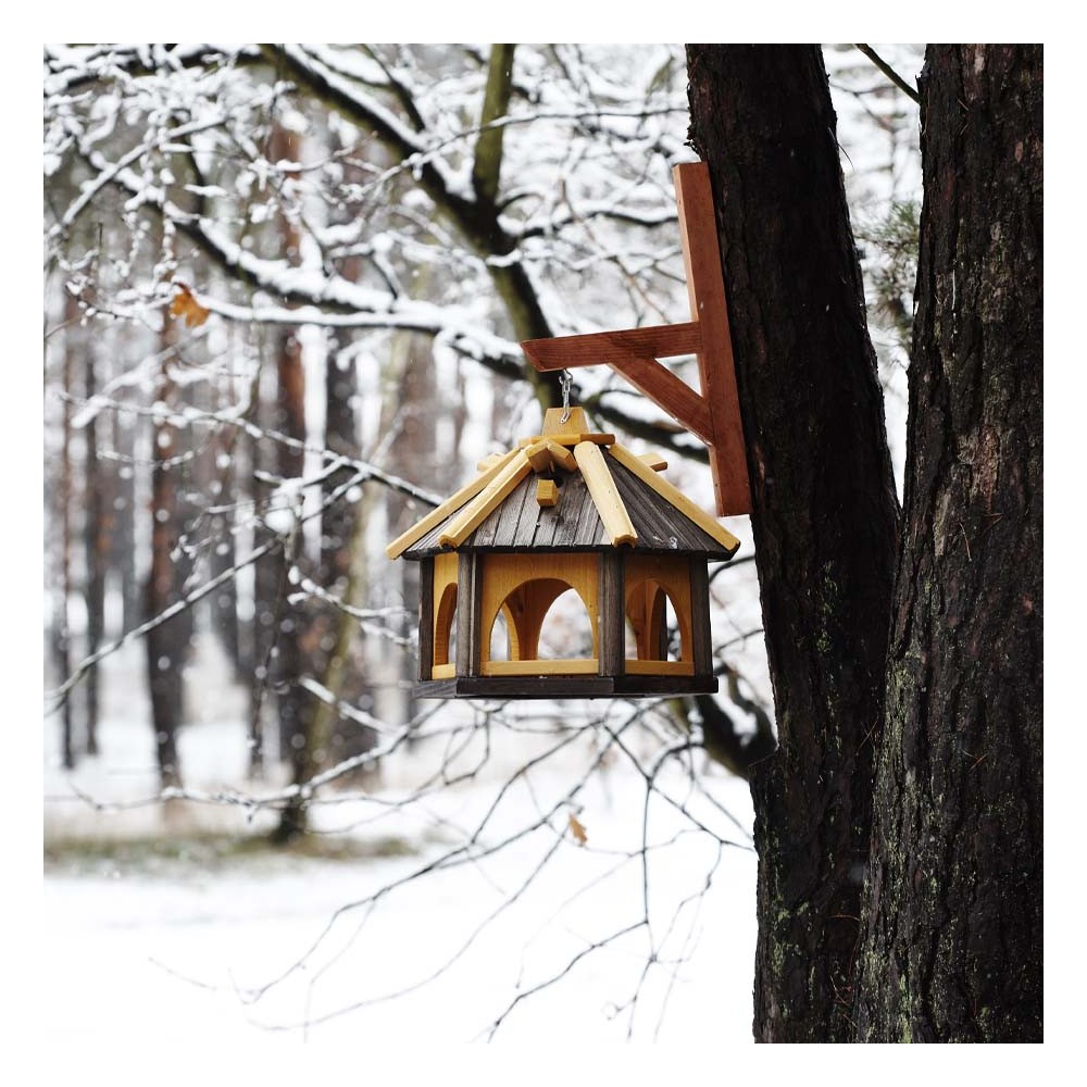 https://www.tvojsen-mido.sk/fotky2938/fotos/2938_48099__vyrp16_48096MKSTOR-Drevené-kŕmitko-pre-vtáky-45x40x37cm-vtáčia-búd