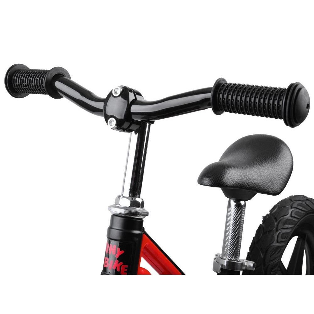 Tiny Bike Detské odrážadlo s nafukovacími kolesami 10", čierno-červené
