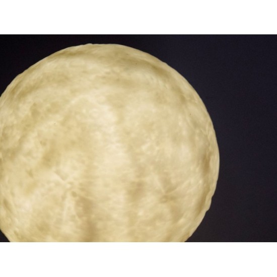 JOKO Lampa Mesiac 18cm na drevenom podstavci
