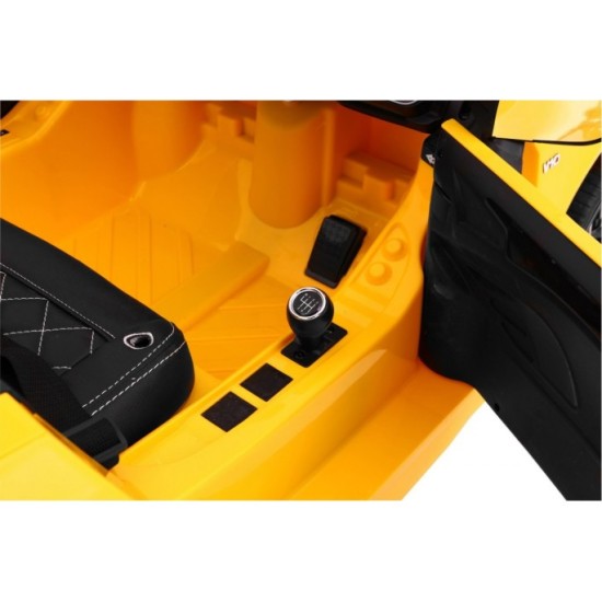 JOKO Elektrické autíčko Audi R8 Spyder, kožené sedadlo, penové kolesá, FM rádio, odpružené, žlté