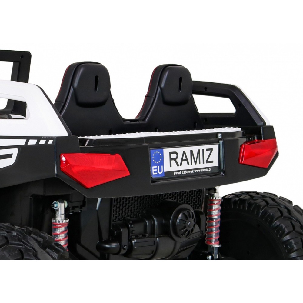 JOKO Veľké Elektrické autíčko BUGGY 4x4 Clash 24V, FM rádio, DVOJMIESTNE Kožené sedadlo, NOSNOSŤ 60KG, penové kolesá, biele