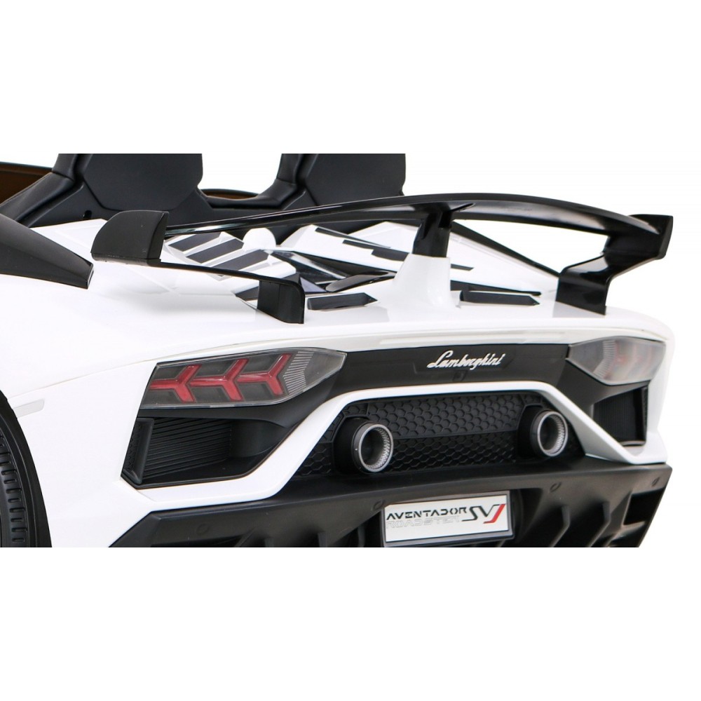 JOKO Veľké Elektrické autíčko Lamborghini SVJ DRIFT 24V, penové kolesá, kožené sedadlo, nosnosť 60kg, funkcia DRIFTU, biele