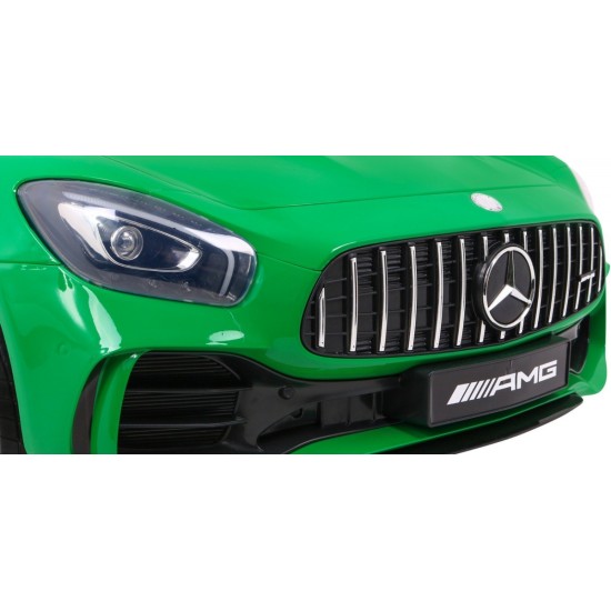 JOKO Elektrické autíčko Mercedes-Benz GT R 4x4, LAKOVANÉ, Dvojmiestne, Penové kolesá, kožené sedadlo, FM rádio, zelené