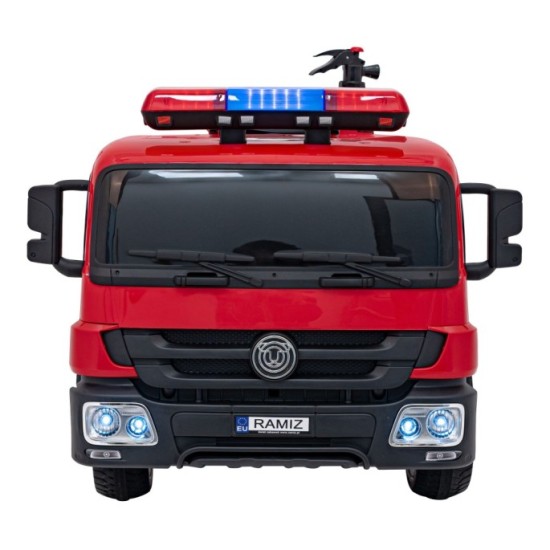 JOKO Elektrické autíčko Hasičské auto s Majákmi, penové kolesá, diaľkové ovládanie, nosnosť 30kg + striekacia pištoľ, helma, čer