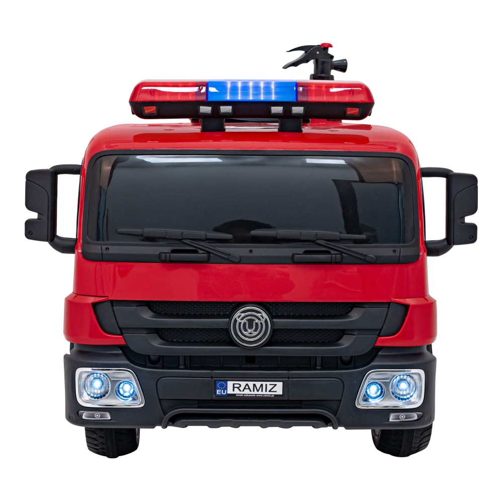 JOKO Elektrické autíčko Hasičské auto s Majákmi, penové kolesá, diaľkové ovládanie, nosnosť 30kg + striekacia pištoľ, helma, čer
