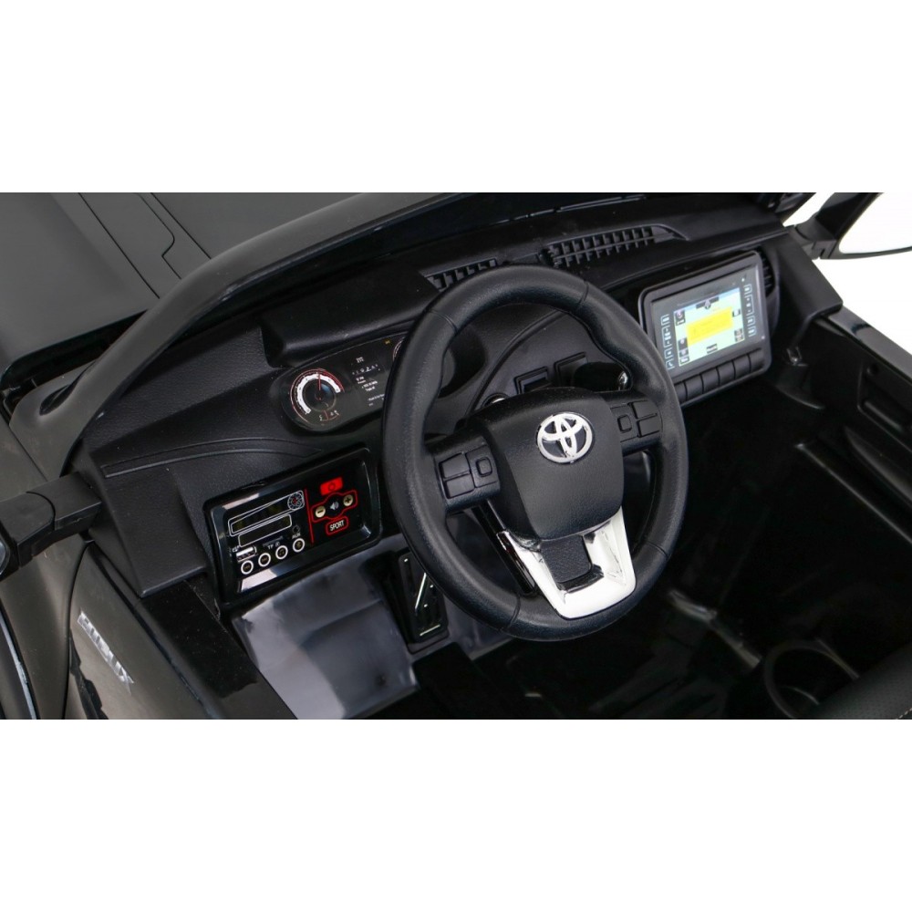 JOKO Elektrické autíčko Toyota Hillux 4x4, penové kolesá, Dvojmiestne kožené sedadlo, FM rádio, nosnosť 50kg, otvárací kufor, či