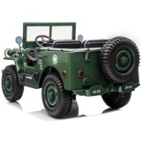 JOKO Elektrické autíčko Vojenský Jeep 4x4, trojmiestny, penové kolesá, kožené sedadlo + lopata, zelené