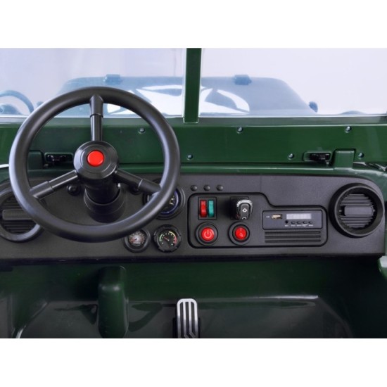JOKO Elektrické autíčko Vojenský Jeep 4x4, trojmiestny, penové kolesá, kožené sedadlo + lopata, zelené