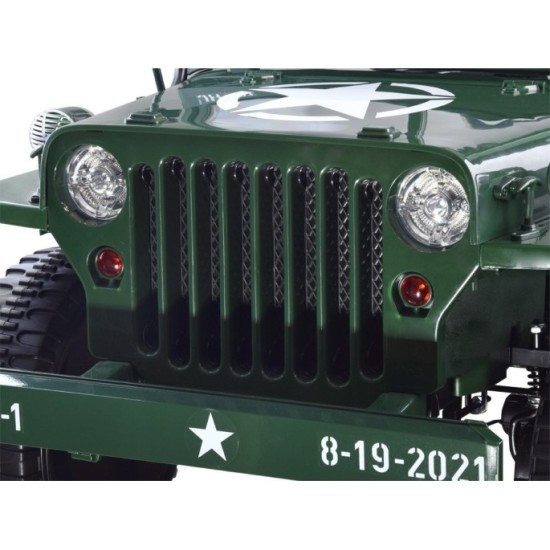 JOKO Elektrické autíčko Vojenský Jeep 4x4, trojmiestny, penové kolesá, kožené sedadlo + lopata, zelené