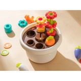 Holla Toys Interaktívna Sada Malý Záhradník s magnetickou mrkvou a s kvietkami + 6 žetónov, pre deti od 12 mesiacov