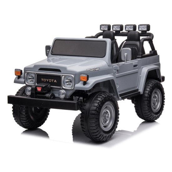 JOKO Elektrické autíčko Toyota Land Cruiser, 4x4 4x24V 100W, Dvojmiestne Kožené sedadlo, Penové kolesá, nosnosť 59kg, sivé