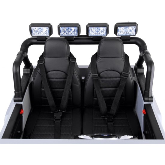 JOKO Elektrické autíčko Toyota Land Cruiser, 4x4 4x24V 100W, Dvojmiestne Kožené sedadlo, Penové kolesá, nosnosť 59kg, sivé