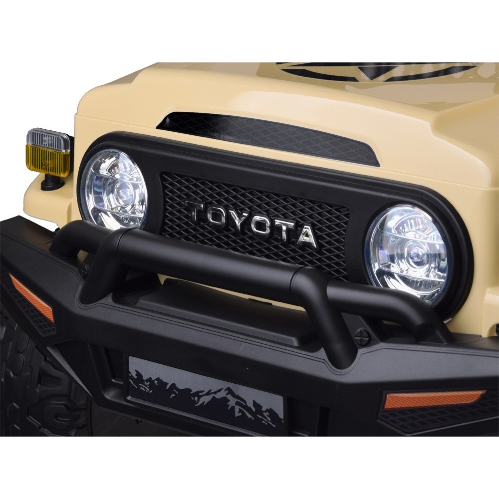 JOKO Elektrické autíčko TOYOTA FJ Cruiser 4x4, penové kolesá, kožené sedadlo, béžové