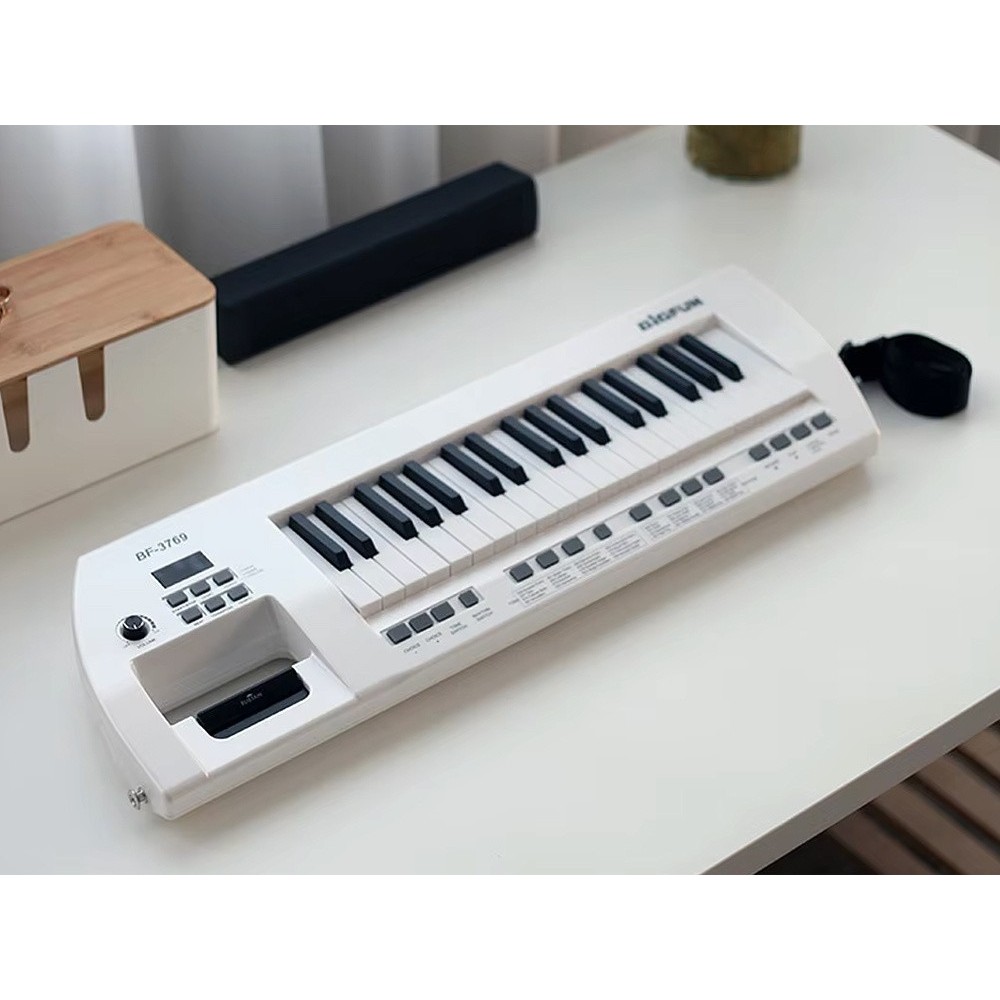 JOKO Elektrické klávesy s popruhom a mikrofónom, USB vstup a funkcia Nahrávania, biele