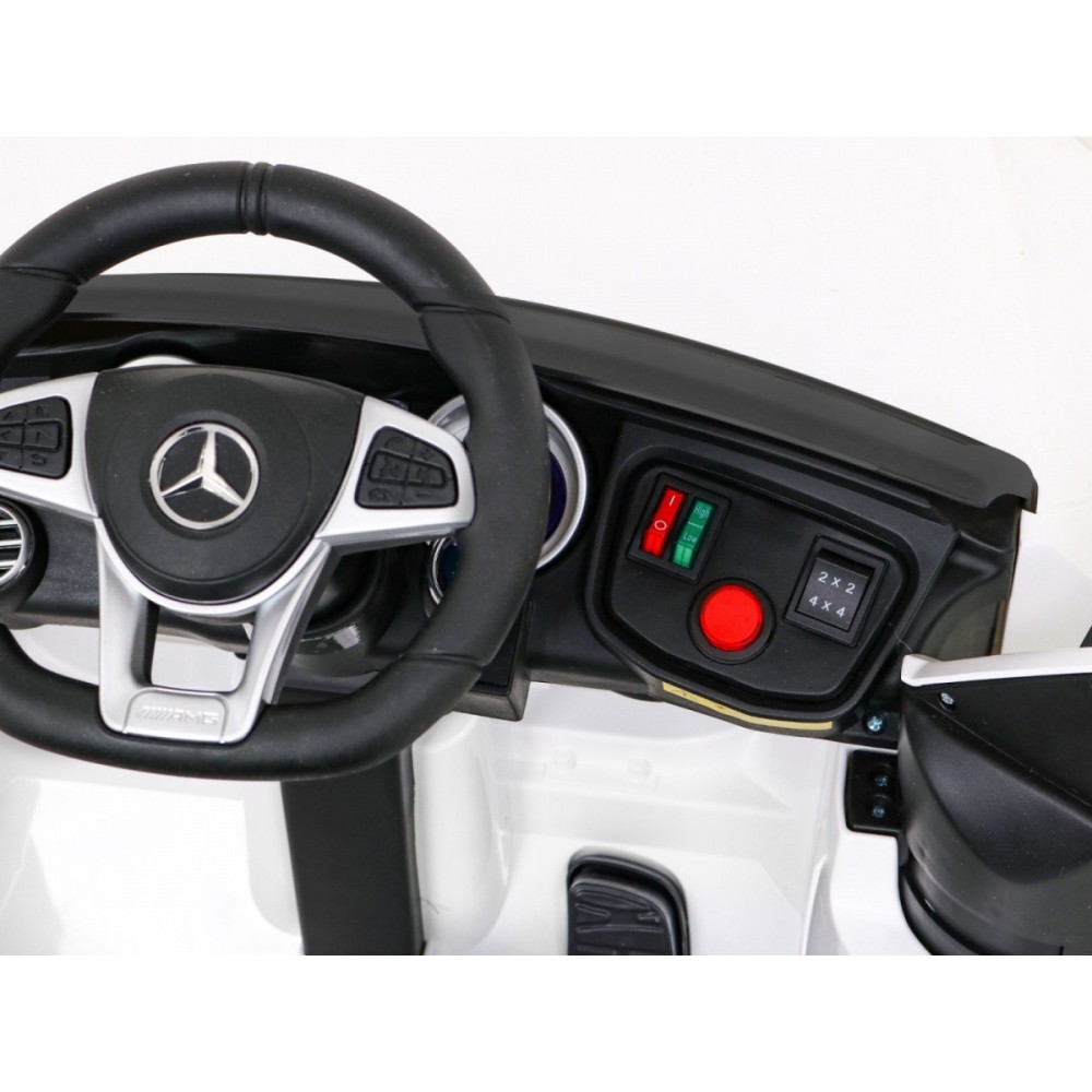 JOKO Elektrické autíčko Mercedes Benz GLC63S 4x4, penové kolesá, kožené sedadlo, biele