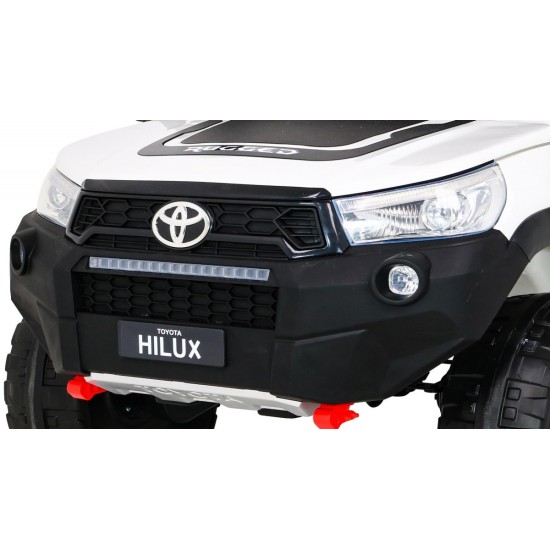 JOKO Elektrické autíčko Toyota Hillux 4x4, penové kolesá, Dvojmiestne kožené sedadlo, FM rádio, nosnosť 50kg, otvárací kufor, bi