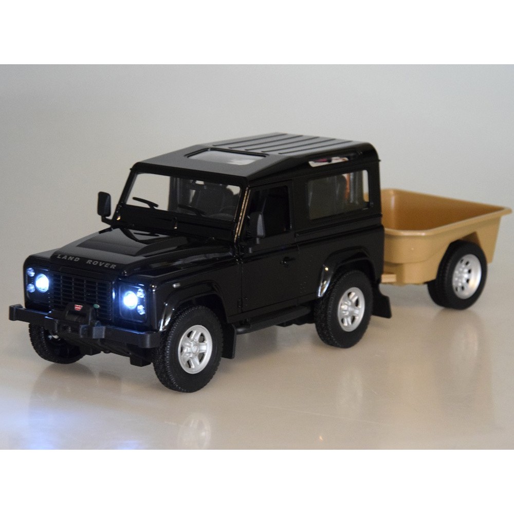 Rastar RC Auto Land Rover Defender s vlečkou na diaľkové ovládanie + LED svetlo, čierne