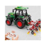 JOKO RC Technická Stavebnica Traktor s branami, pohonom 4 motorov a LED svetlom 1664ks na diaľkové ovládanie