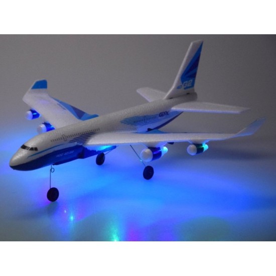 JOKO RC Lietadlo ROC 4D-G2 na diaľkové ovládanie s LED svetlom + USB nabíjačka, biele