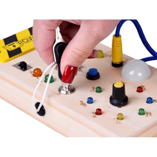 JOKO Drevená Montessori Elektrická Tabuľa, doska s LED svetlom