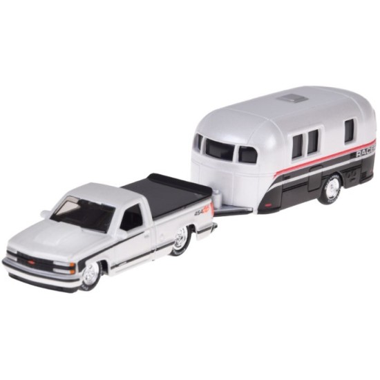 Maisto Kovové Auto Chevrolet 454 SS Pick-up s Obytným Prívesom 1:64